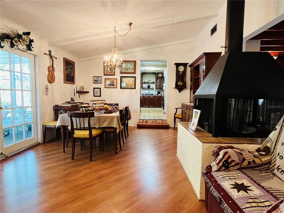 For Sale: $1,200,000 (3 beds, 3 baths, 2309 Square Feet)