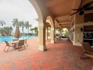 For Sale: $379,500 (5 beds, 2 baths, 2370 Square Feet)