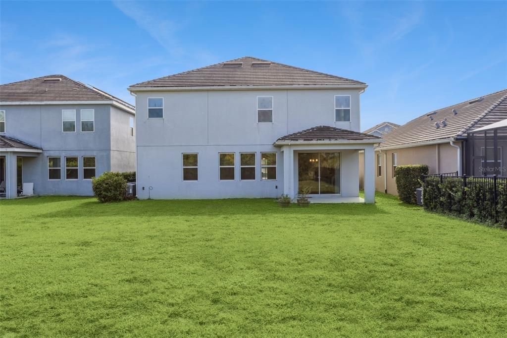 На продажу: $675,000 (5 спален, 3 ванн, 3295 Квадратных фут)