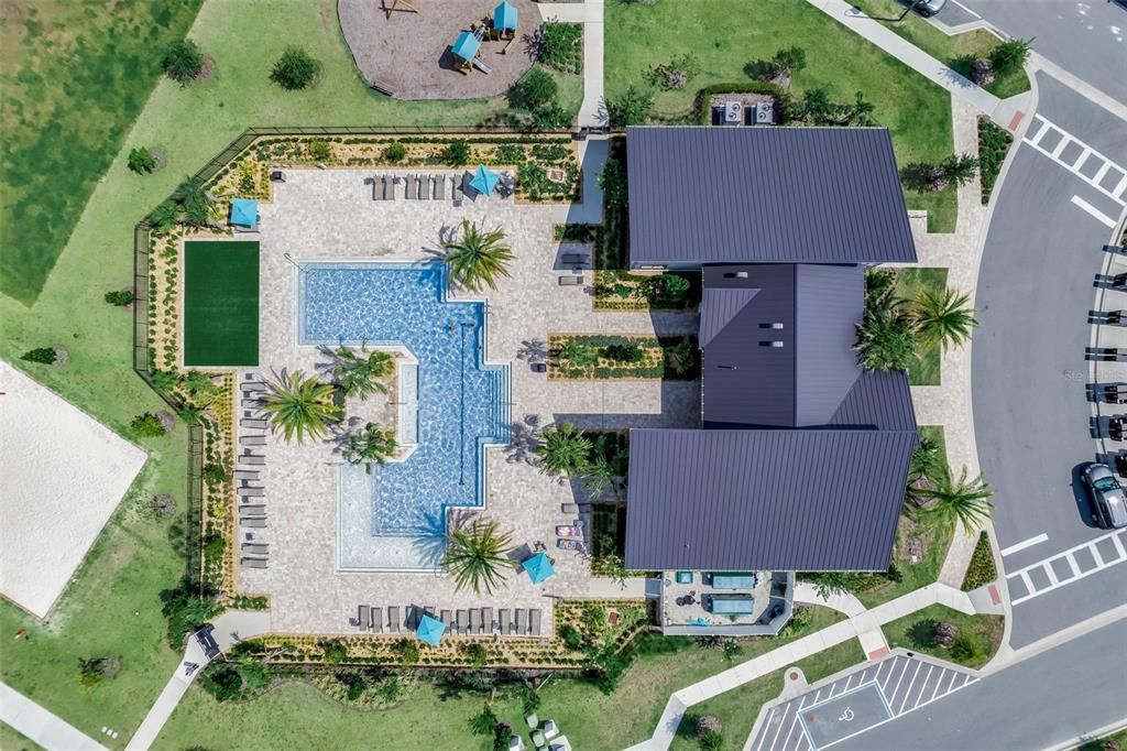 На продажу: $675,000 (5 спален, 3 ванн, 3295 Квадратных фут)