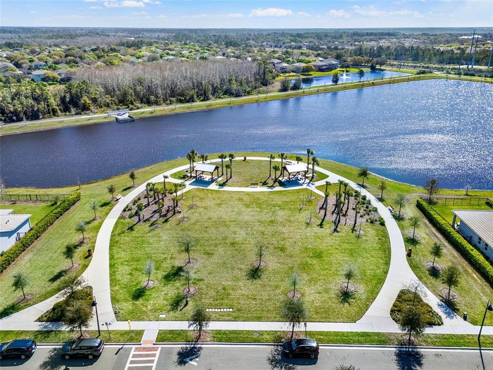 На продажу: $675,000 (5 спален, 3 ванн, 3295 Квадратных фут)