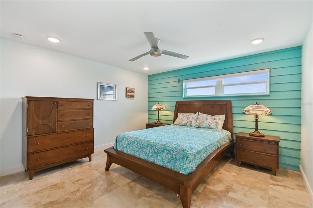 Active With Contract: $850,000 (2 beds, 2 baths, 1420 Square Feet)