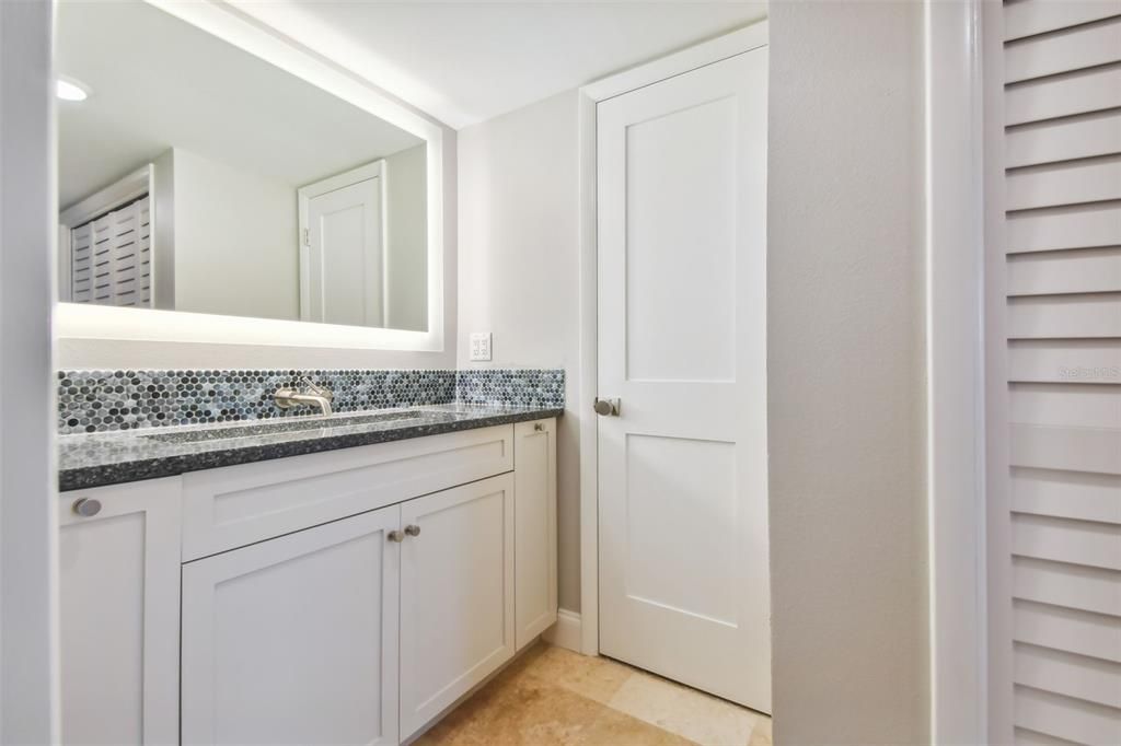 Active With Contract: $850,000 (2 beds, 2 baths, 1420 Square Feet)