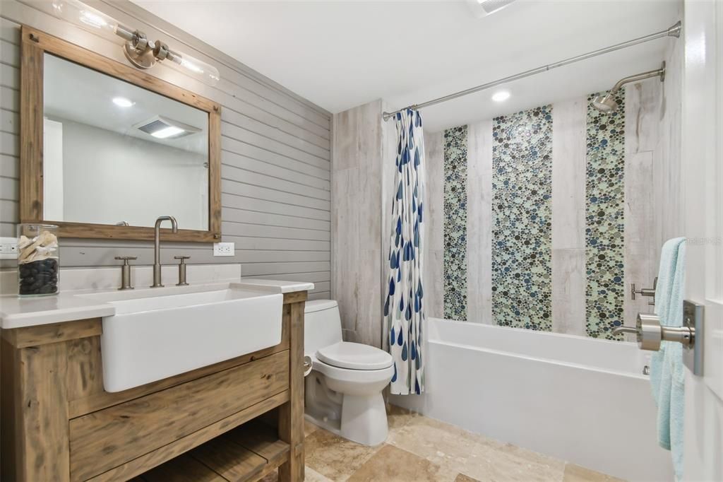 Active With Contract: $850,000 (2 beds, 2 baths, 1420 Square Feet)