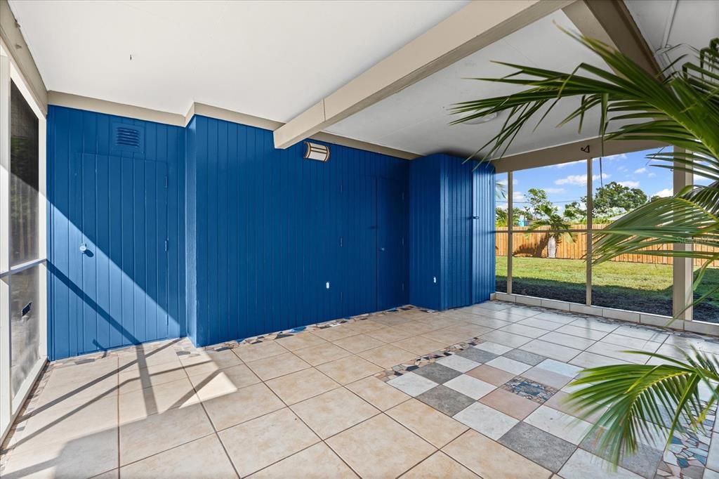 Под контрактом: $300,000 (3 спален, 2 ванн, 1384 Квадратных фут)