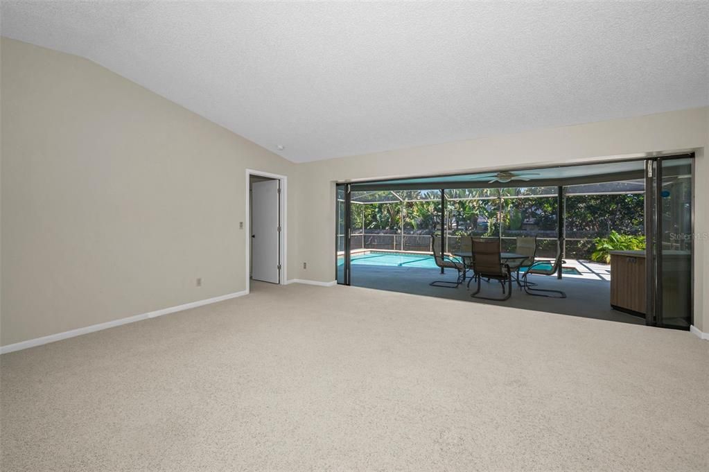 Activo con contrato: $525,000 (2 camas, 2 baños, 1683 Pies cuadrados)