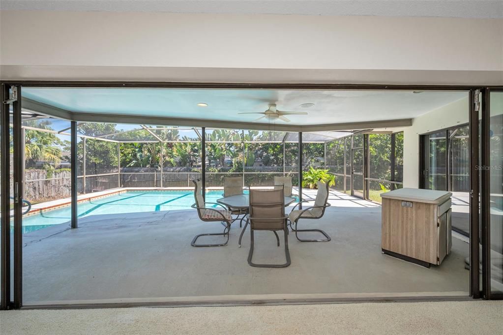 Activo con contrato: $525,000 (2 camas, 2 baños, 1683 Pies cuadrados)