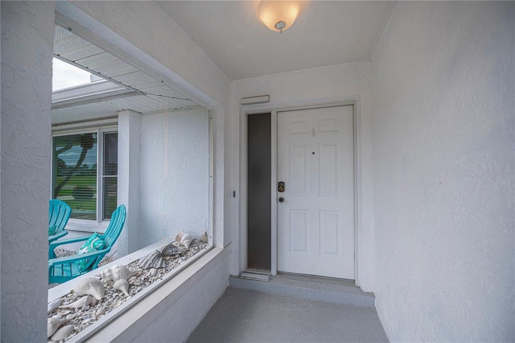 合同活跃: $349,900 (3 贝兹, 2 浴室, 2010 平方英尺)