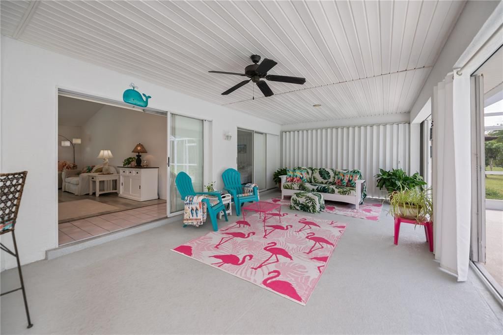 合同活跃: $349,900 (3 贝兹, 2 浴室, 2010 平方英尺)