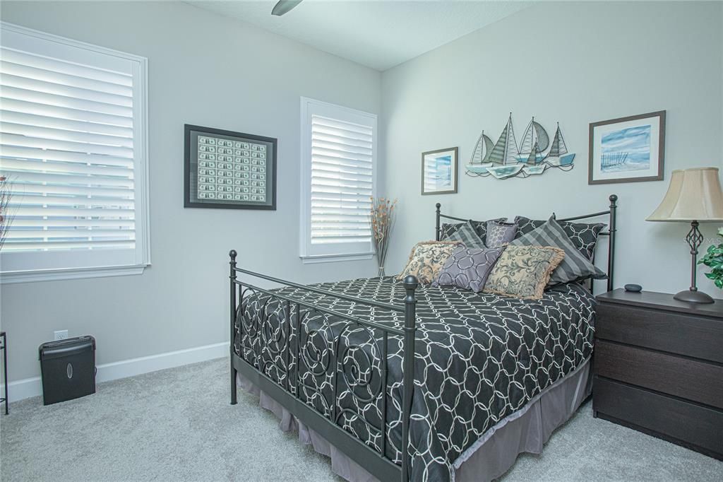 For Sale: $449,900 (2 beds, 2 baths, 1644 Square Feet)