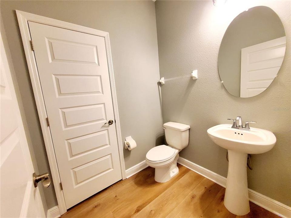 For Sale: $429,900 (3 beds, 2 baths, 1862 Square Feet)