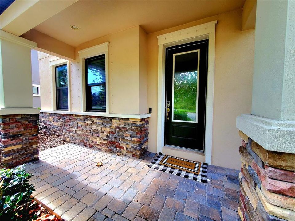 For Sale: $429,900 (3 beds, 2 baths, 1862 Square Feet)