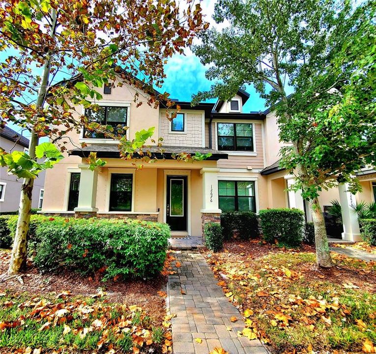 For Sale: $429,900 (3 beds, 2 baths, 1862 Square Feet)