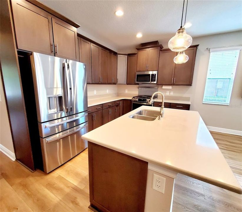 For Sale: $429,900 (3 beds, 2 baths, 1862 Square Feet)