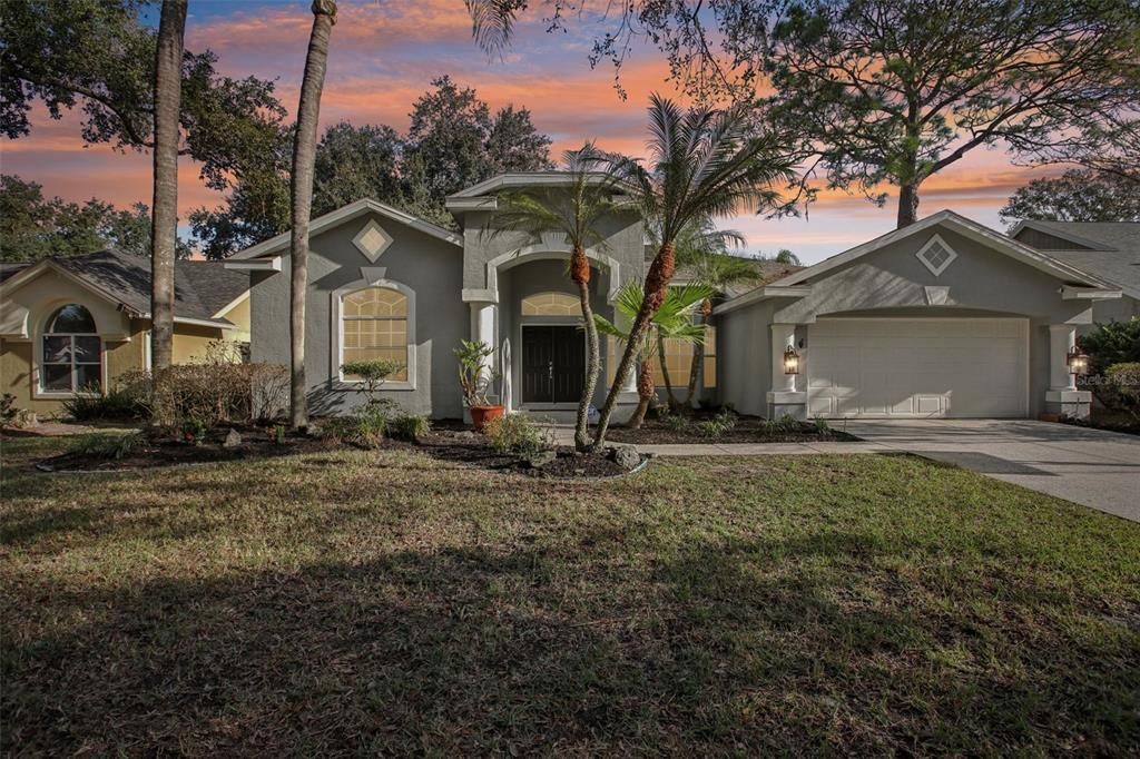 合同活跃: $525,000 (4 贝兹, 3 浴室, 2418 平方英尺)