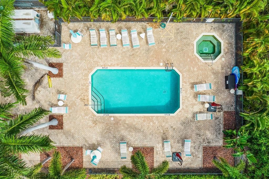 На продажу: $399,000 (2 спален, 2 ванн, 1788 Квадратных фут)