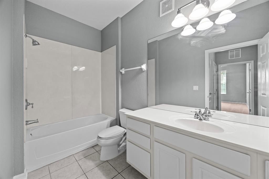 出租: $1,500 (2 贝兹, 2 浴室, 1112 平方英尺)