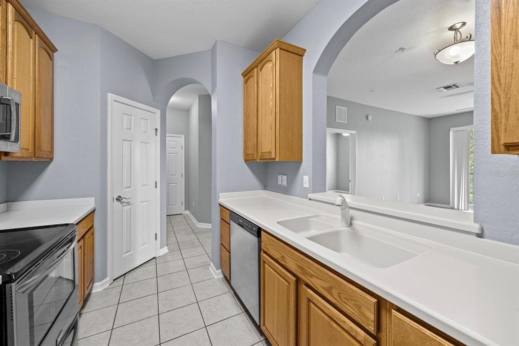 出租: $1,500 (2 贝兹, 2 浴室, 1112 平方英尺)