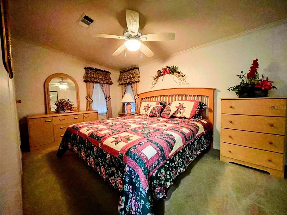 En Venta: $216,900 (2 camas, 1 baños, 816 Pies cuadrados)