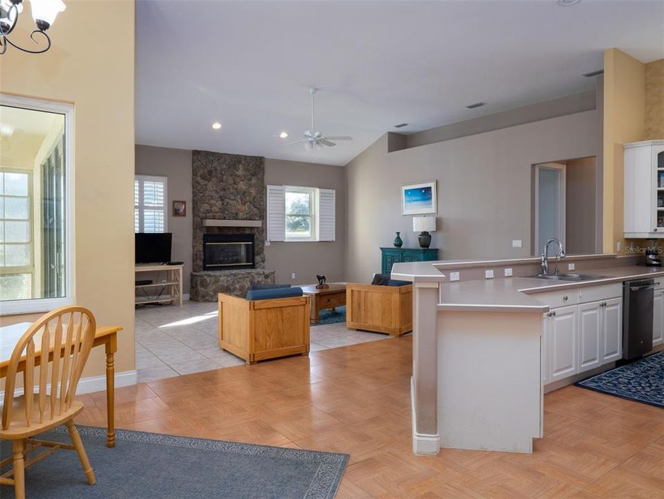 For Sale: $1,765,000 (4 beds, 3 baths, 3037 Square Feet)