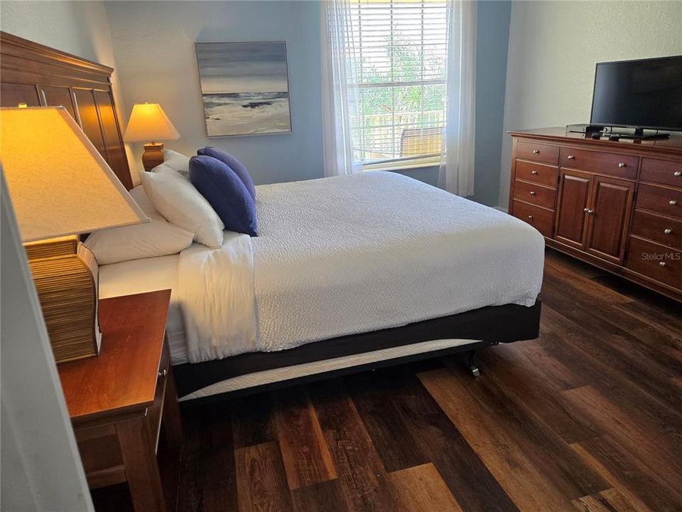 En Venta: $649,900 (3 camas, 2 baños, 2001 Pies cuadrados)