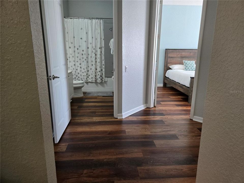 En Venta: $649,900 (3 camas, 2 baños, 2001 Pies cuadrados)