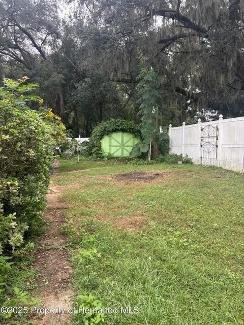 待售: $199,900 (2 贝兹, 2 浴室, 1366 平方英尺)