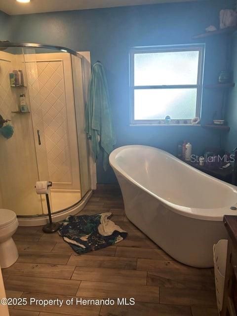 待售: $199,900 (2 贝兹, 2 浴室, 1366 平方英尺)