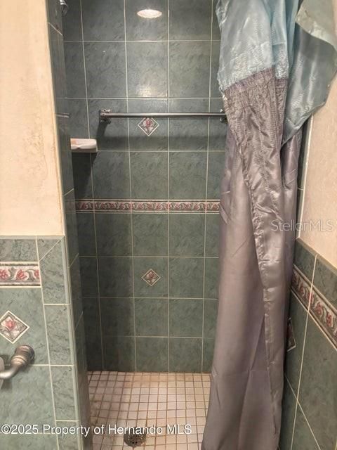 待售: $199,900 (2 贝兹, 2 浴室, 1366 平方英尺)