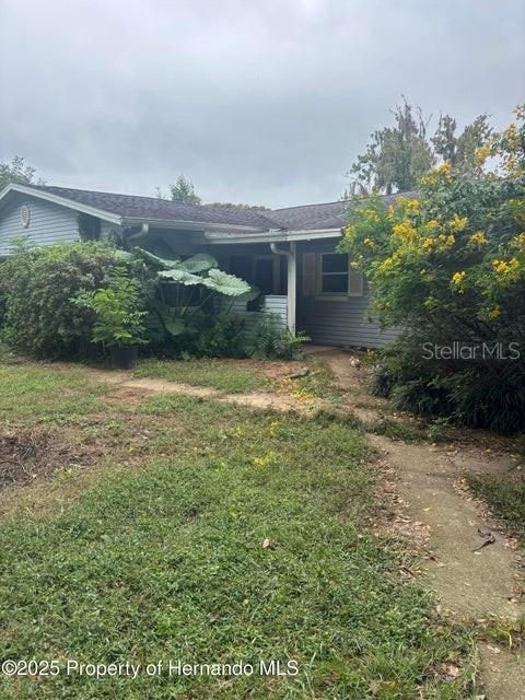 待售: $199,900 (2 贝兹, 2 浴室, 1366 平方英尺)