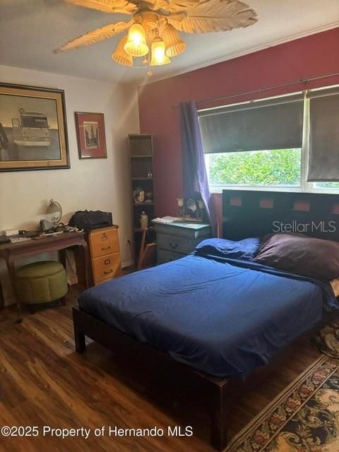 待售: $199,900 (2 贝兹, 2 浴室, 1366 平方英尺)