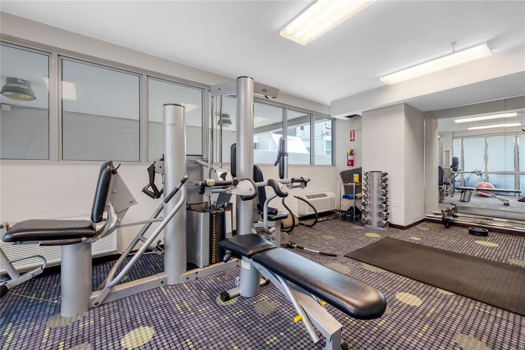 For Sale: $1,795,000 (3 beds, 2 baths, 3181 Square Feet)