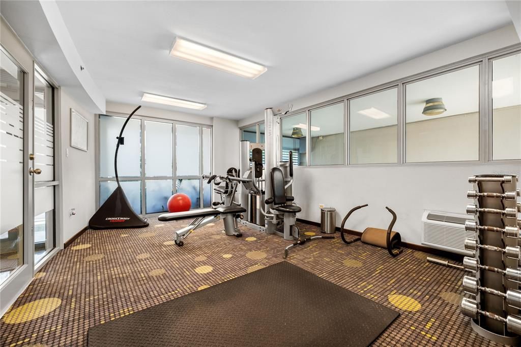 For Sale: $1,795,000 (3 beds, 2 baths, 3181 Square Feet)