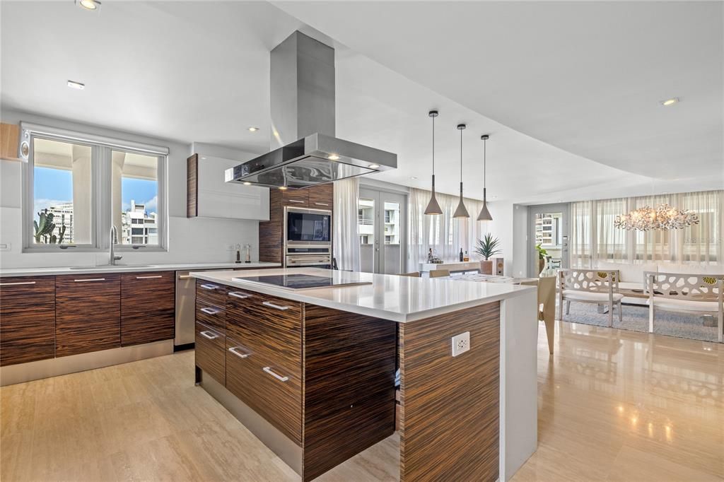 For Sale: $1,795,000 (3 beds, 2 baths, 3181 Square Feet)