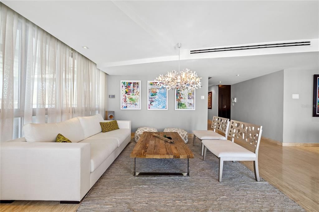 For Sale: $1,795,000 (3 beds, 2 baths, 3181 Square Feet)