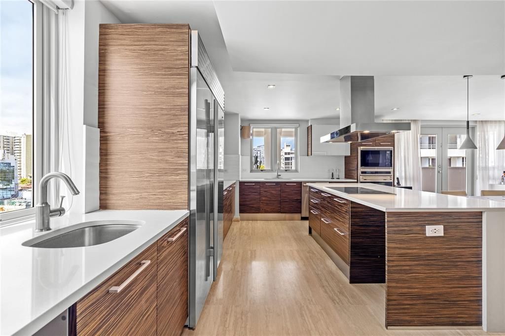 For Sale: $1,795,000 (3 beds, 2 baths, 3181 Square Feet)