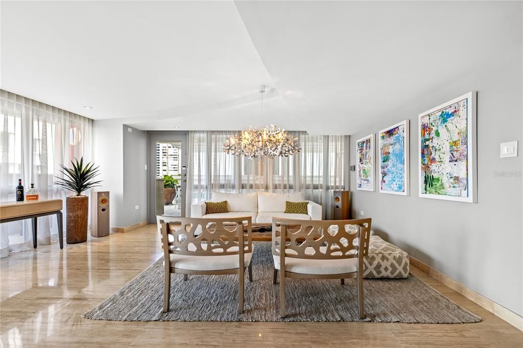 For Sale: $1,795,000 (3 beds, 2 baths, 3181 Square Feet)