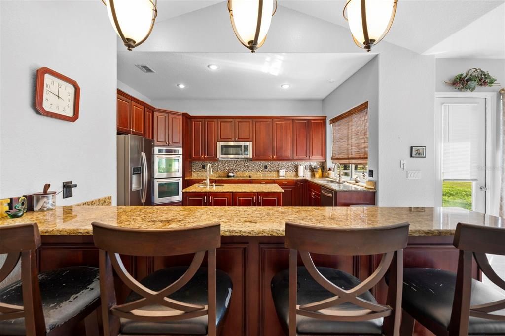 En Venta: $970,000 (6 camas, 3 baños, 4409 Pies cuadrados)