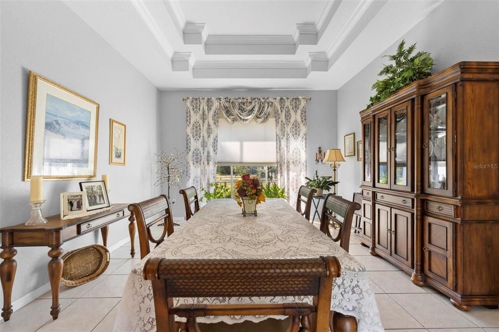 En Venta: $970,000 (6 camas, 3 baños, 4409 Pies cuadrados)