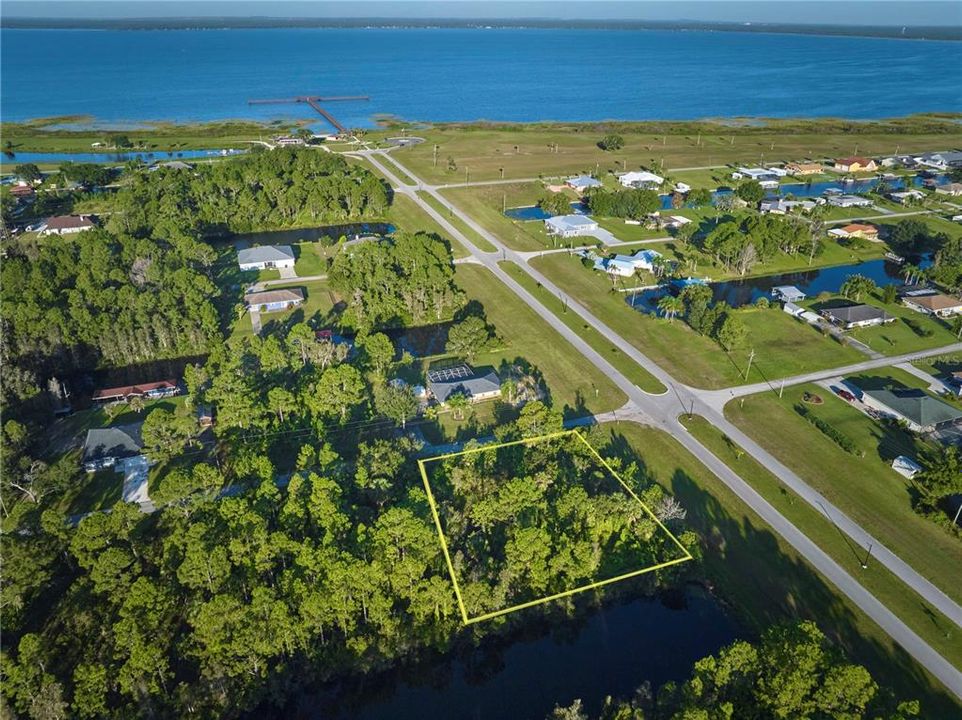 待售: $130,000 (0.50 acres)