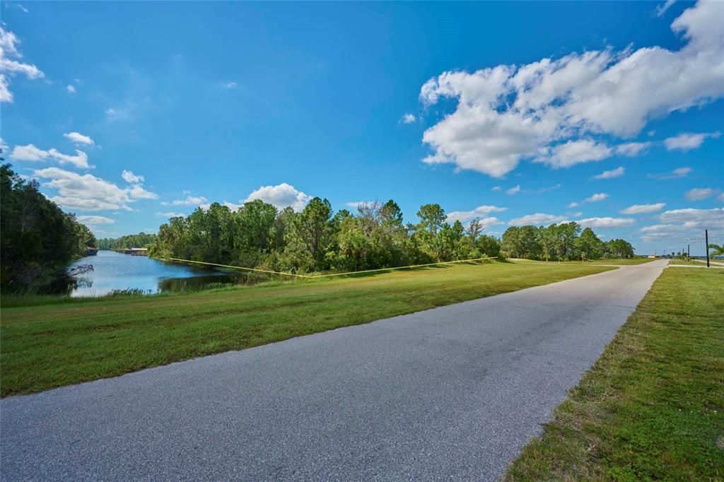 待售: $130,000 (0.50 acres)