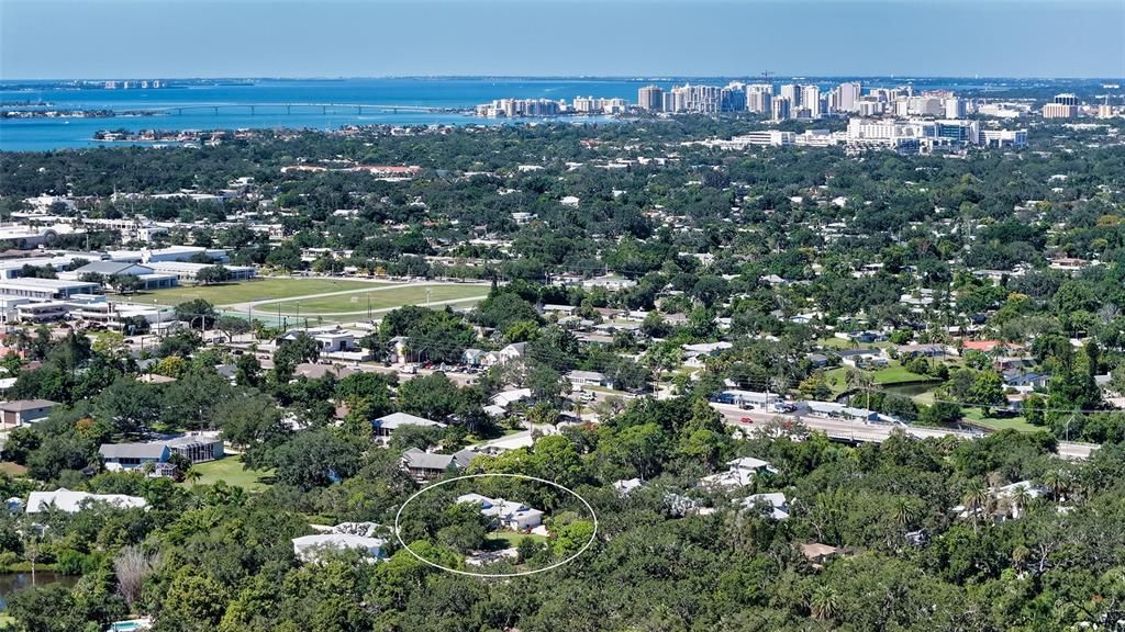 En Venta: $2,295,000 (4 camas, 3 baños, 3531 Pies cuadrados)