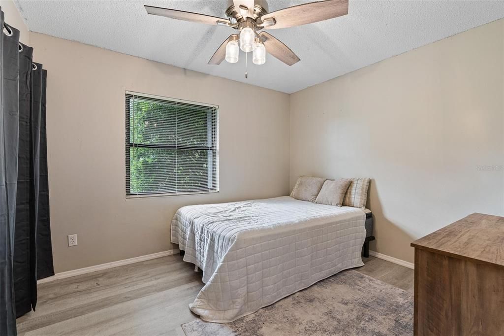 For Sale: $265,000 (3 beds, 1 baths, 1115 Square Feet)