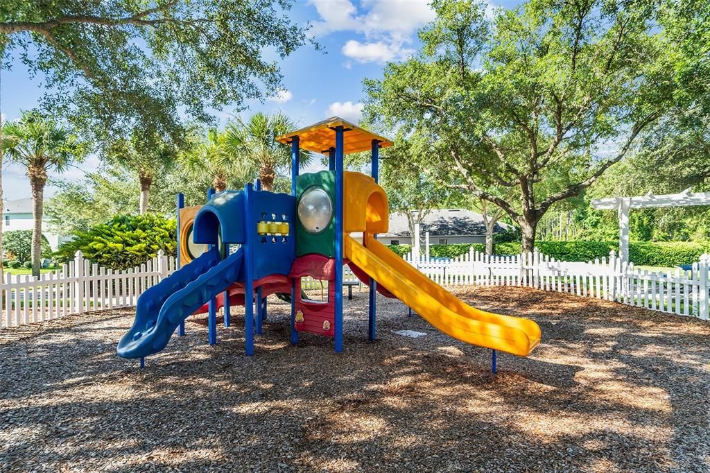 Activo con contrato: $400,000 (3 camas, 2 baños, 1668 Pies cuadrados)