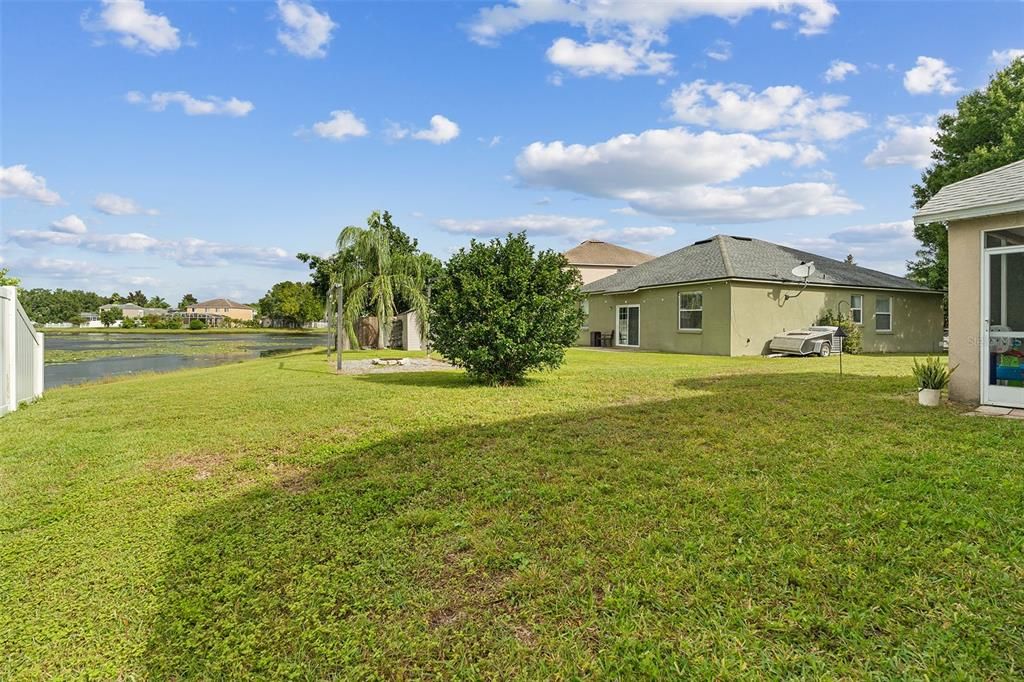 Activo con contrato: $400,000 (3 camas, 2 baños, 1668 Pies cuadrados)