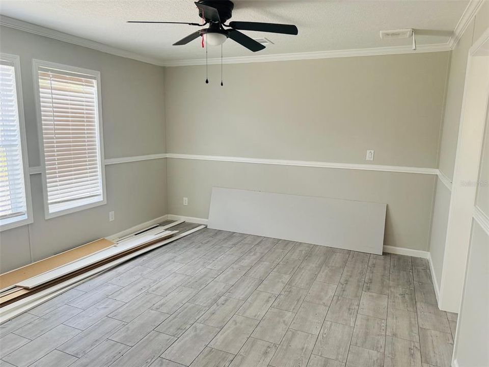 Active With Contract: $263,900 (4 beds, 2 baths, 1813 Square Feet)