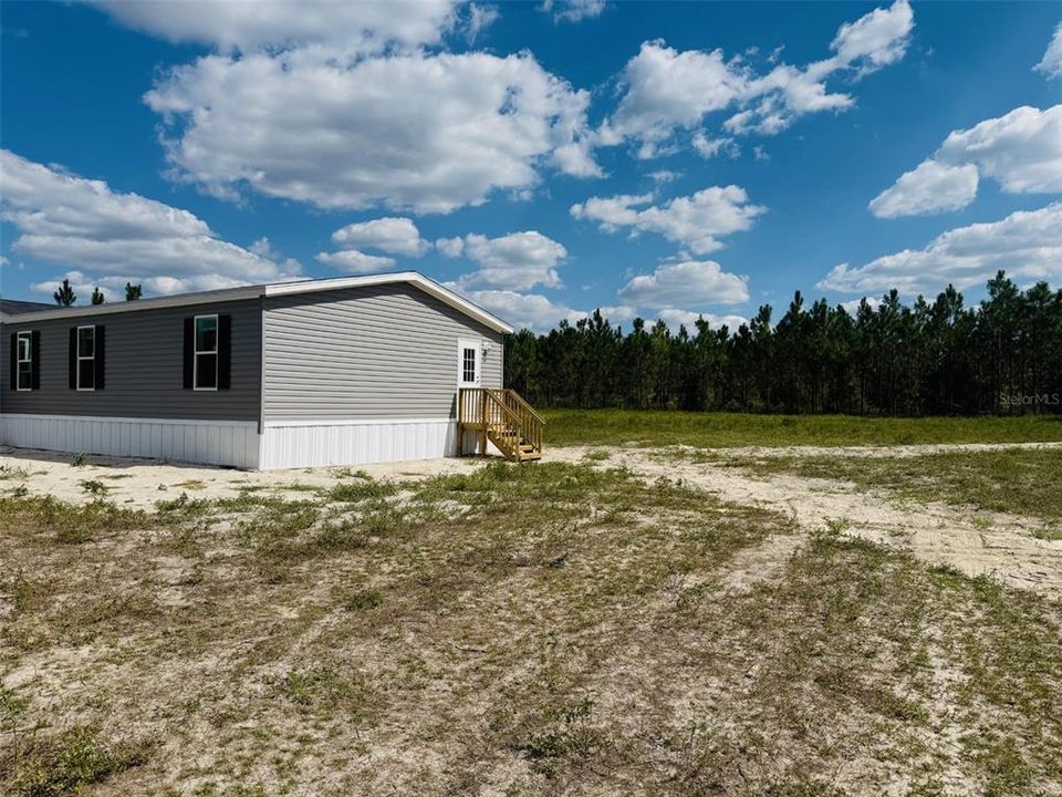 Active With Contract: $263,900 (4 beds, 2 baths, 1813 Square Feet)