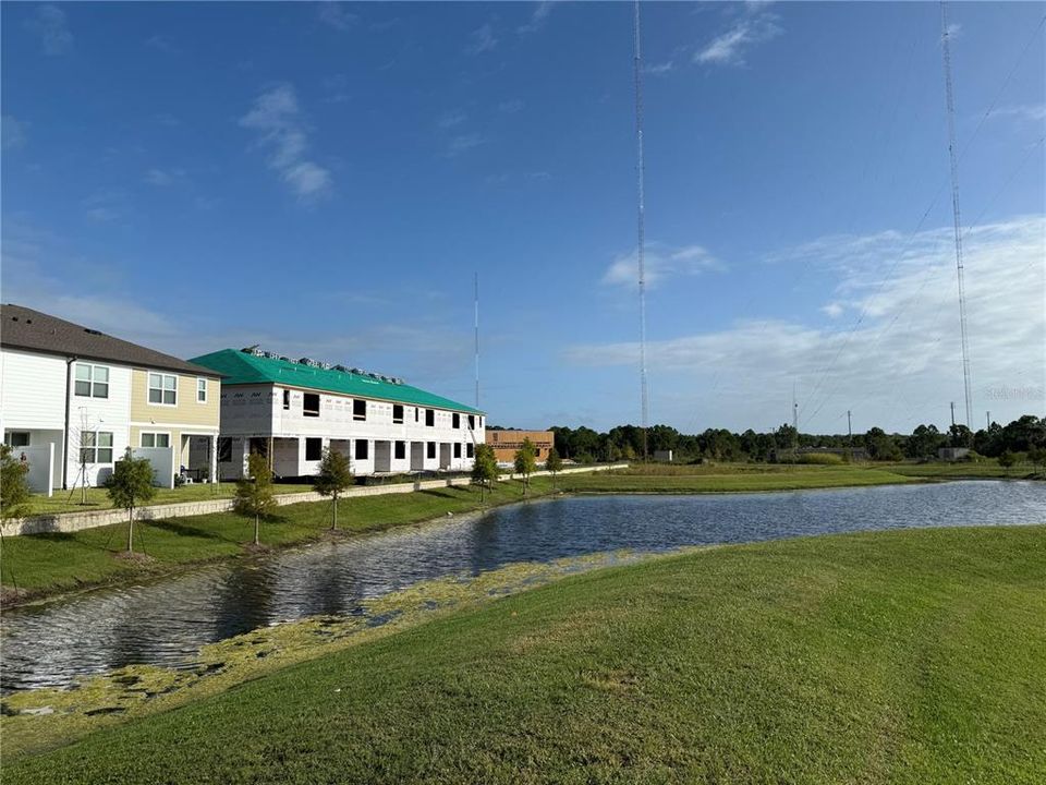 En Venta: $393,590 (3 camas, 2 baños, 1557 Pies cuadrados)