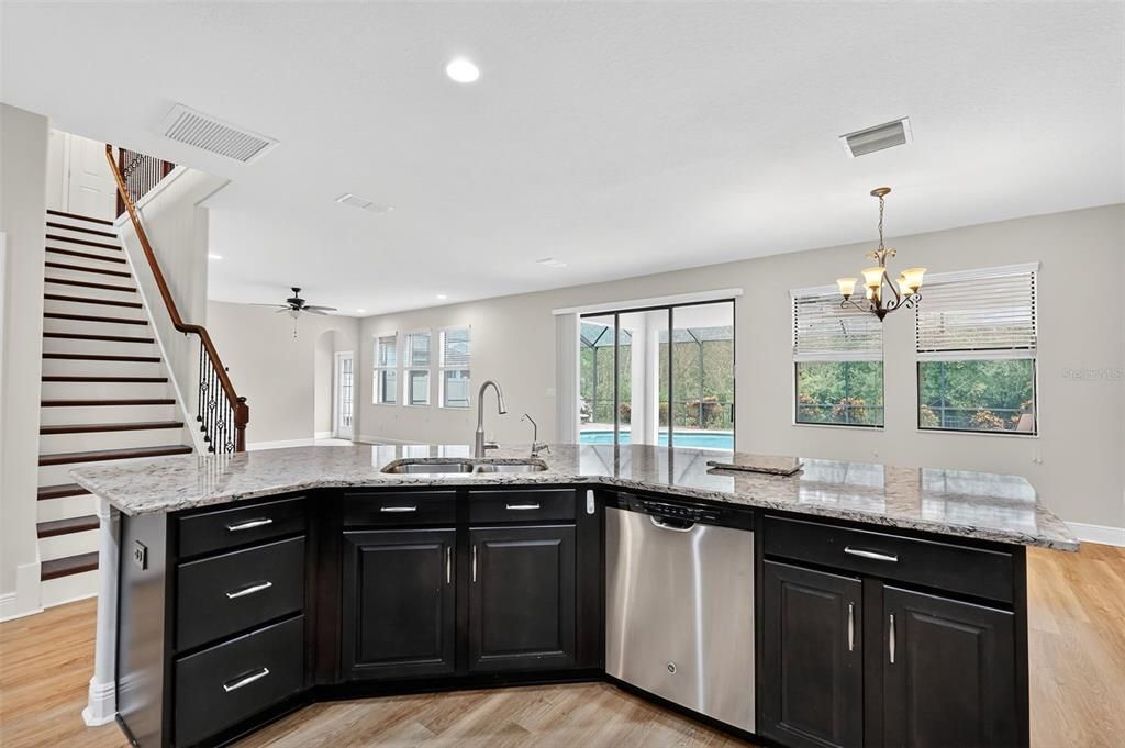 Active With Contract: $669,999 (4 beds, 3 baths, 3168 Square Feet)