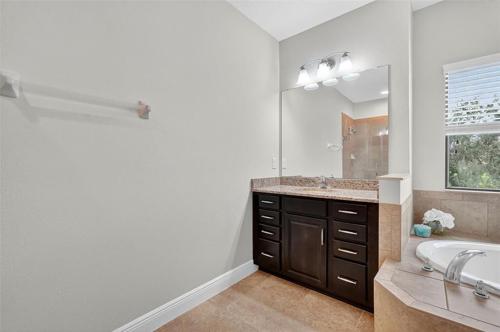 Active With Contract: $669,999 (4 beds, 3 baths, 3168 Square Feet)